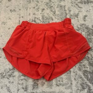 Lululemon hotty hot low rise 2.5’